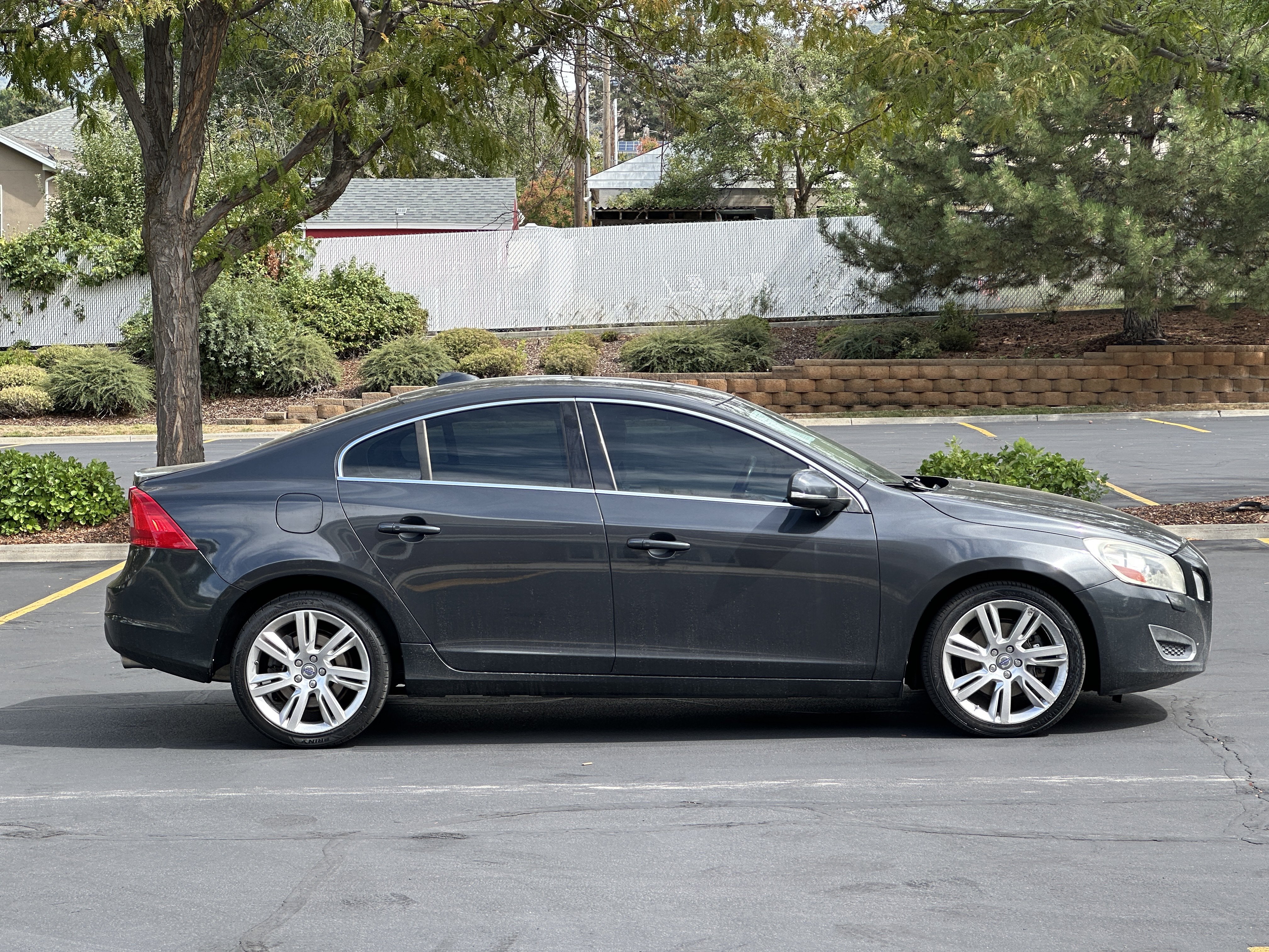 Used 2012 Volvo S60 T6 AWD/4WD image 3