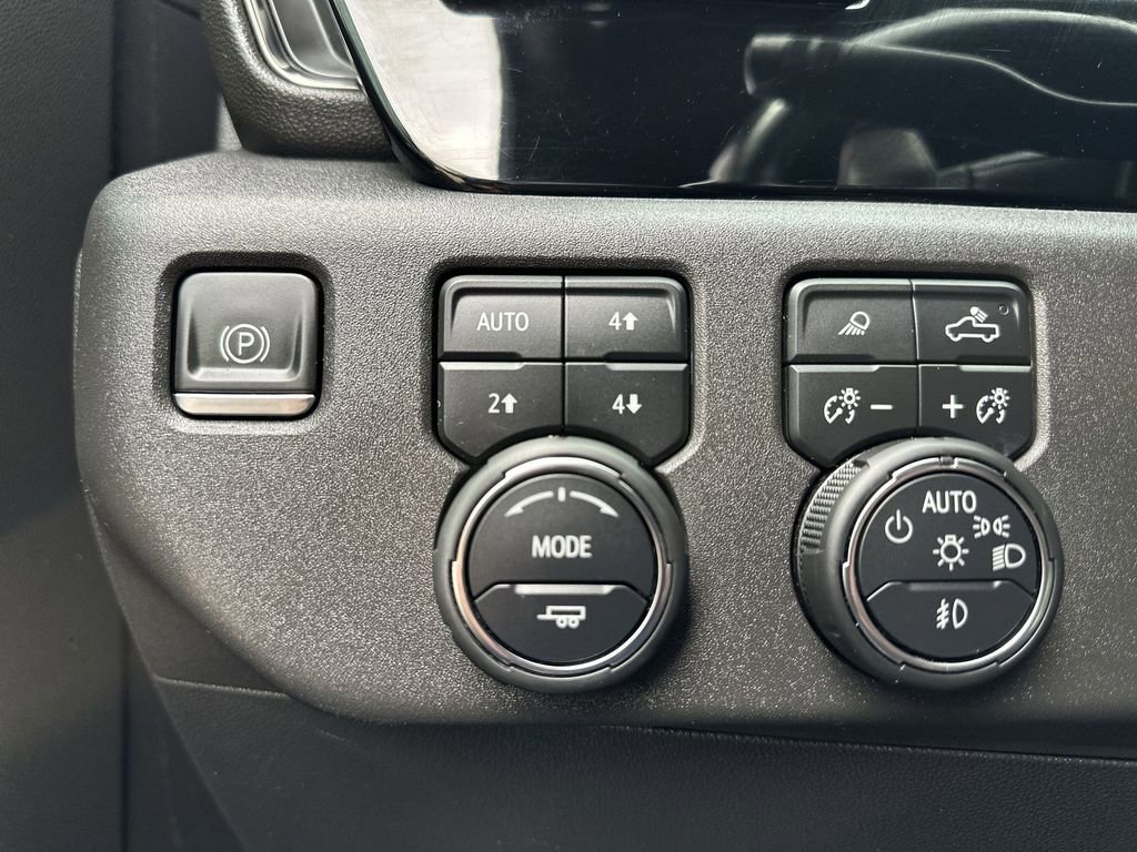 Used 2022 Chevrolet Silverado 1500 ZR2 AWD/4WD image 29
