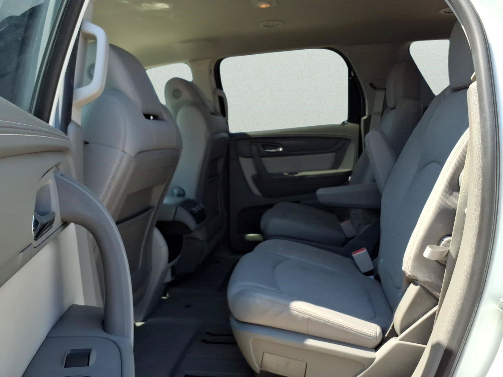 Used 2016 GMC Acadia SLE FWD image 12