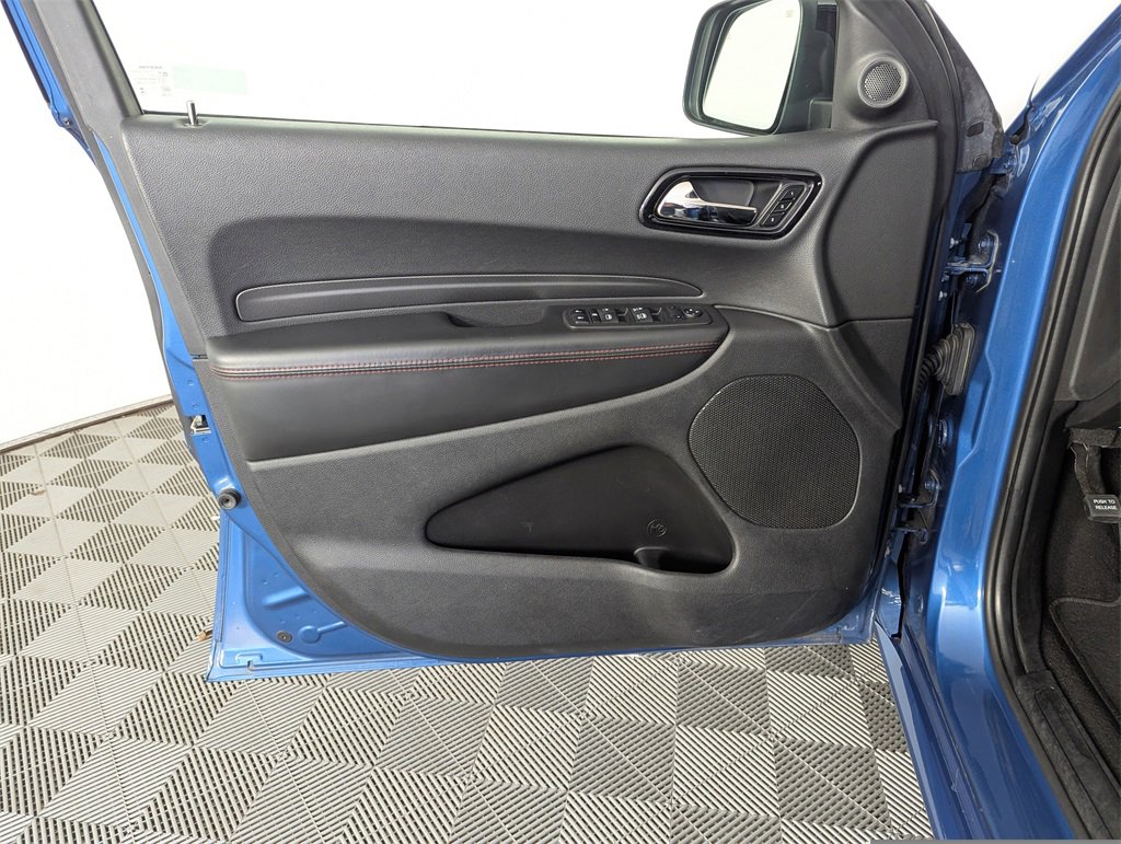 Used 2023 Dodge Durango GT image 17