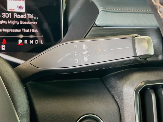 New 2027 GMC Acadia AT4 w/ Luxury Package AWD/4WD image 12