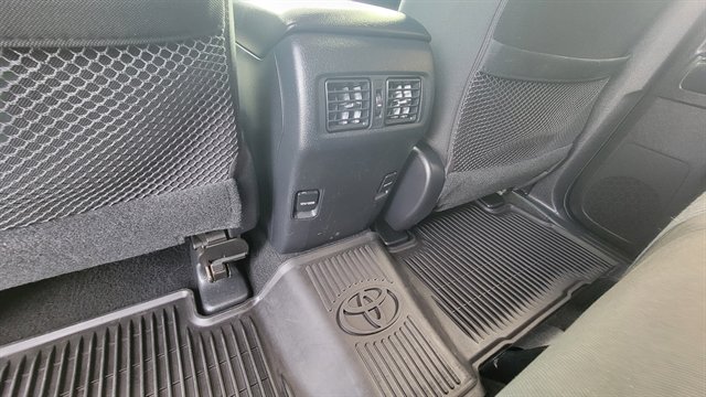 Used 2018 Toyota 4Runner SR5 image 67