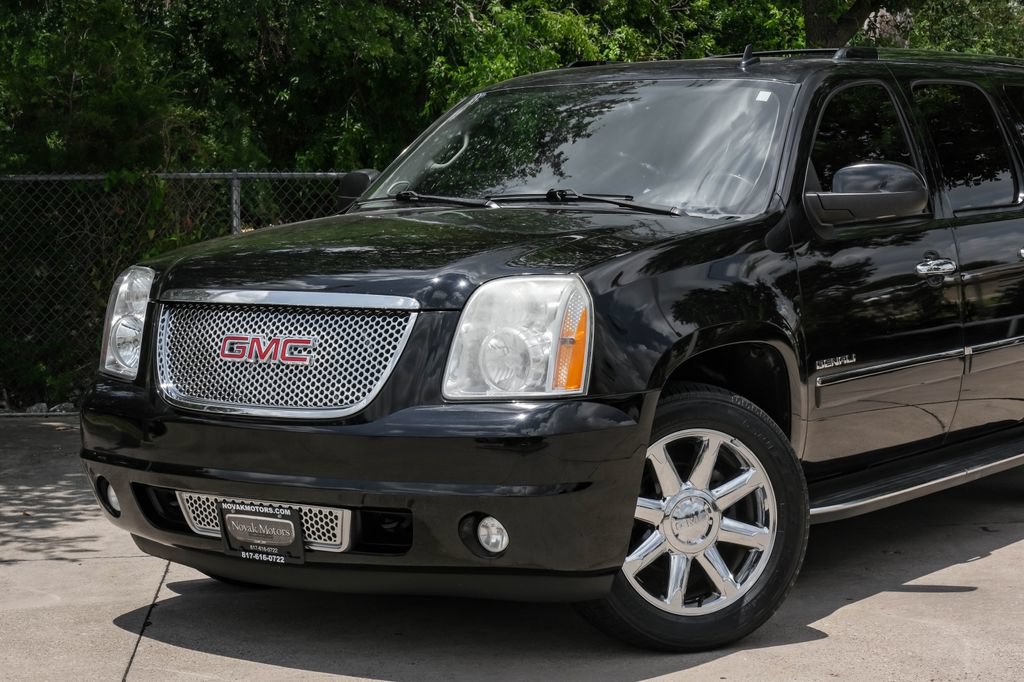 Used 2013 GMC Yukon XL Denali AWD/4WD image 13