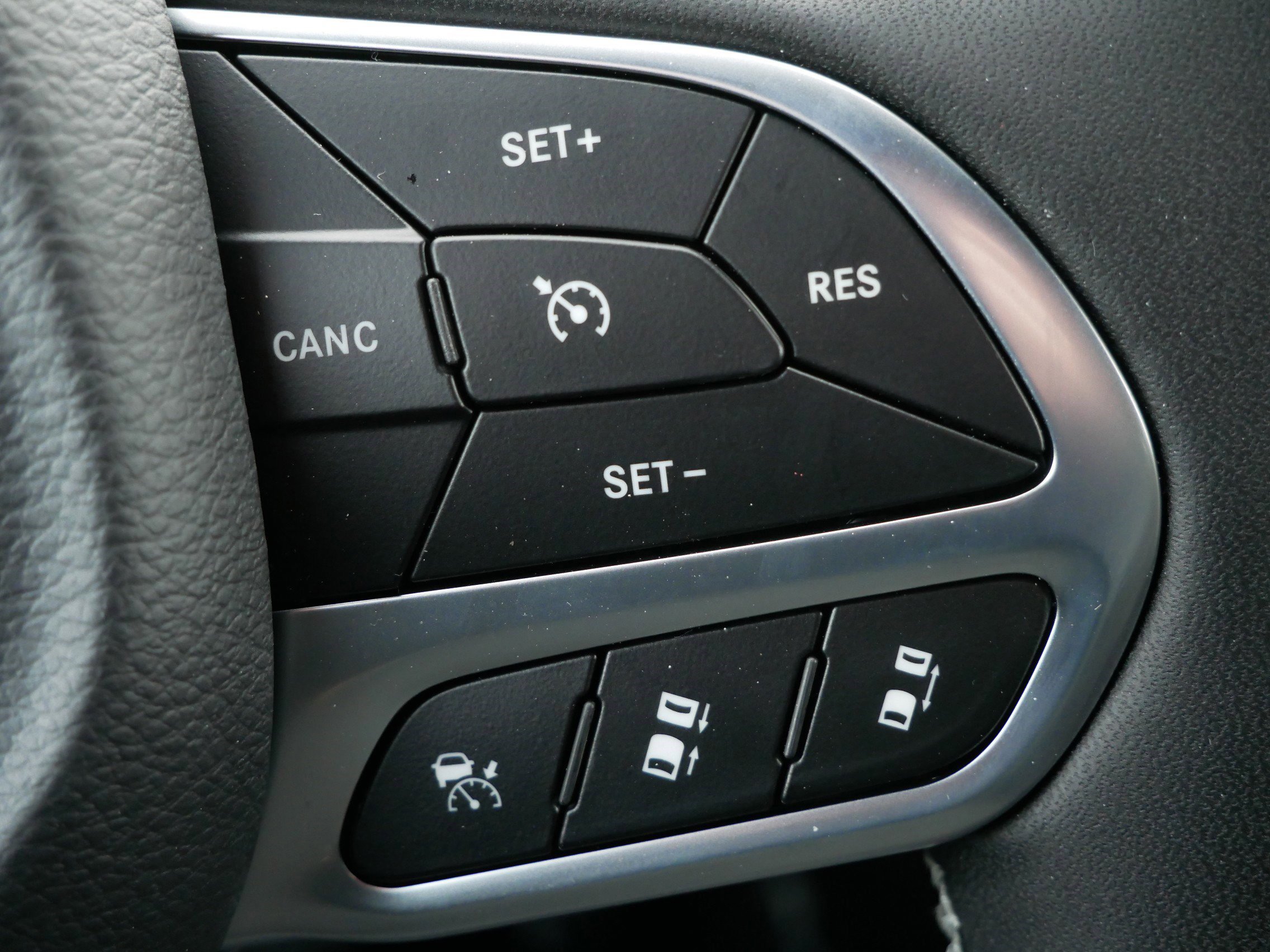 New 2026 Chrysler Voyager LX FWD image 16