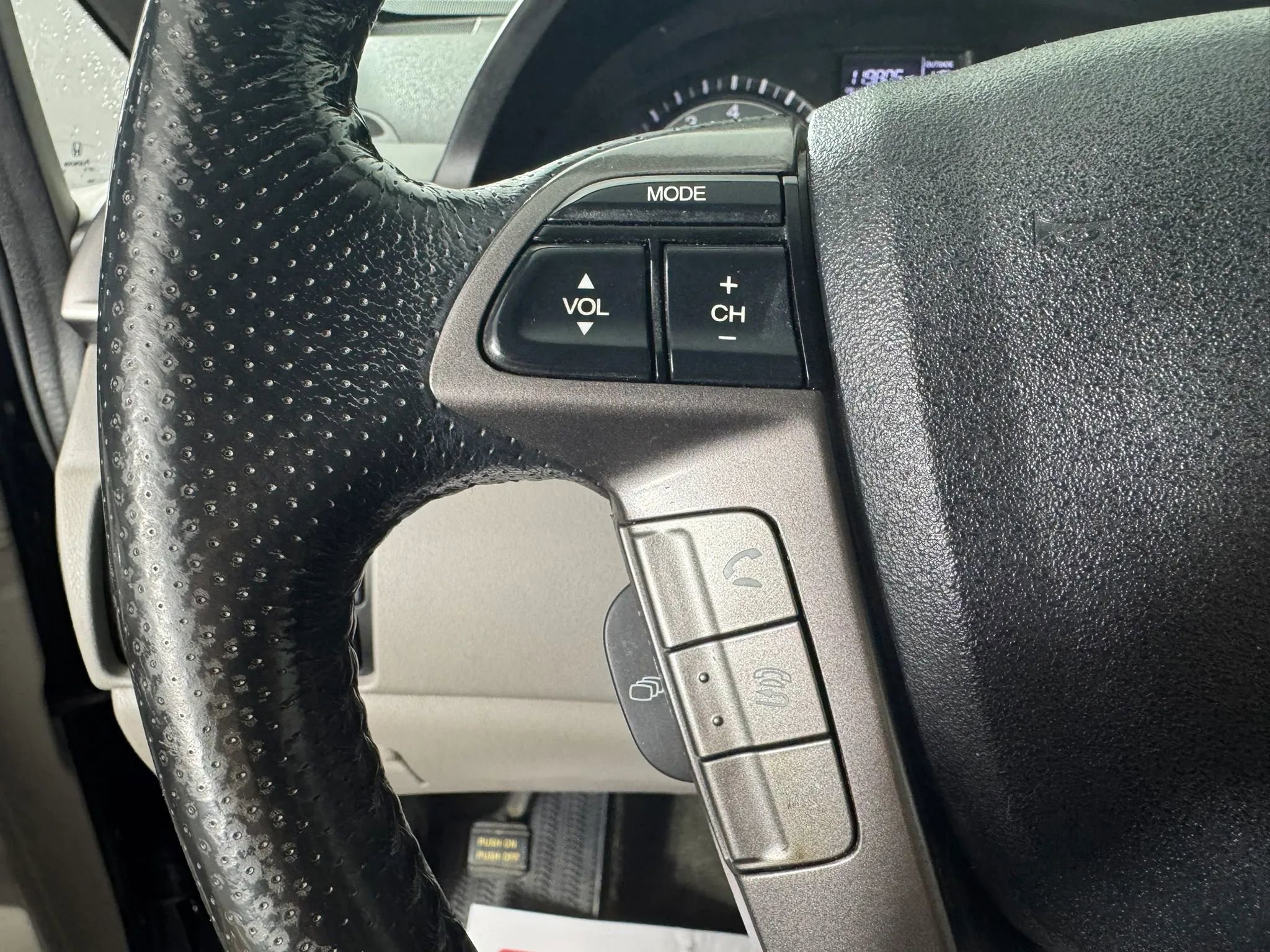 Used 2015 Honda Odyssey EX-L image 15