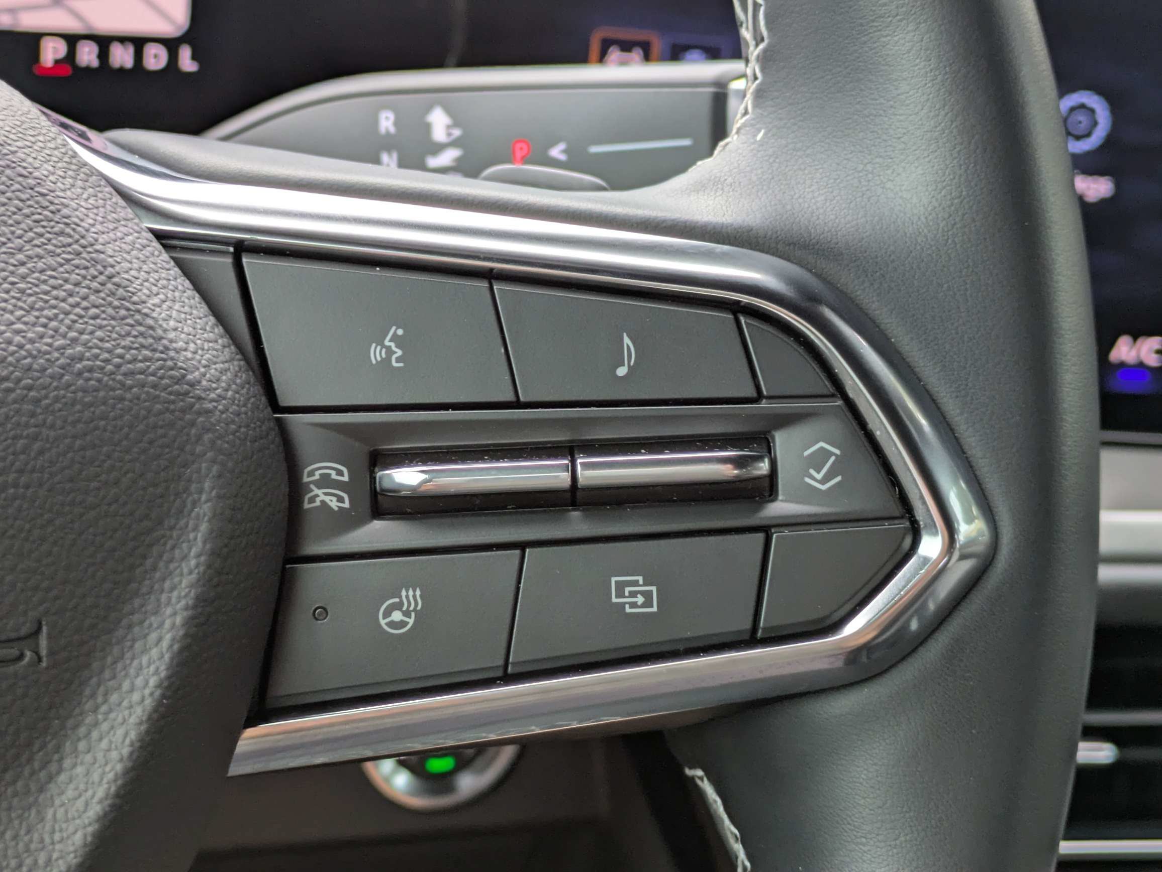 Used 2026 Chevrolet Traverse LT FWD image 21