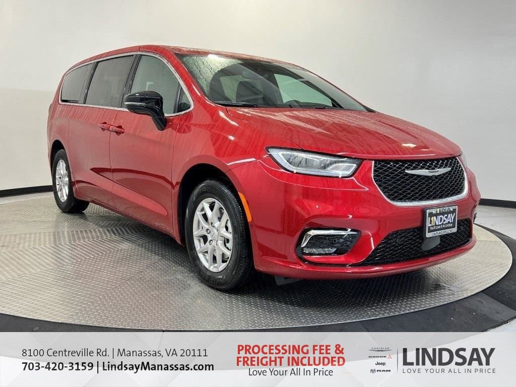 New 2026 Chrysler Pacifica Select image 1