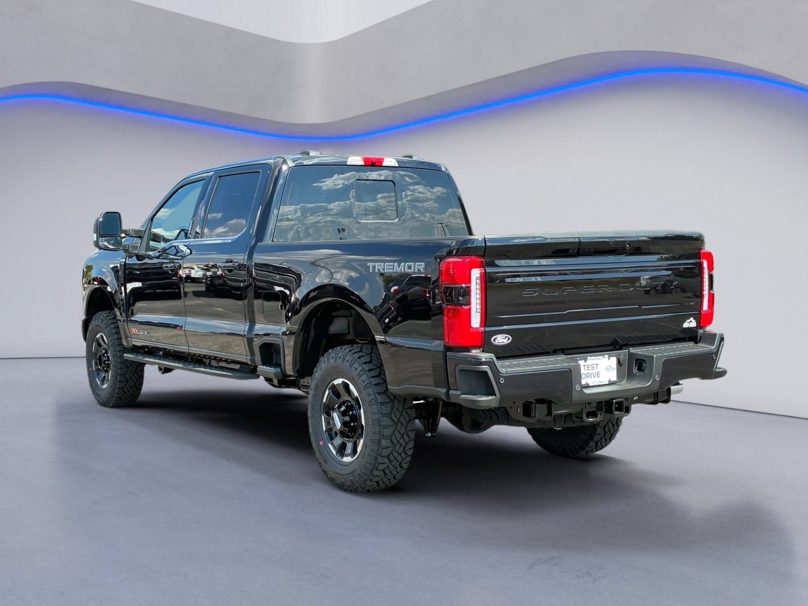 New 2027 Ford F250 Platinum w/ Tremor Off-Road Package AWD/4WD image 6