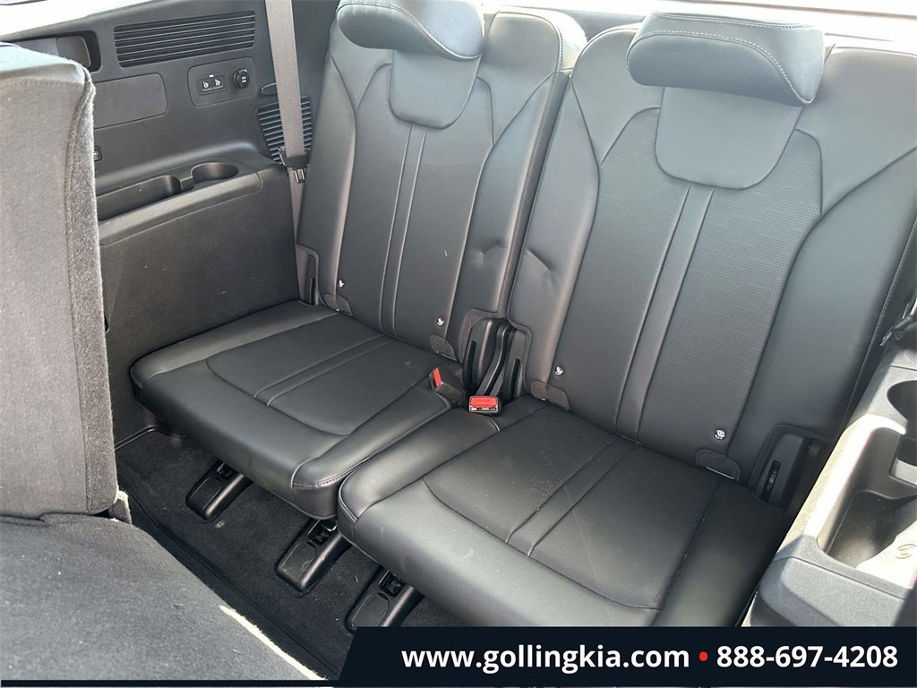 Certified 2024 Kia Sorento S w/ Panoramic Sunroof Package image 8