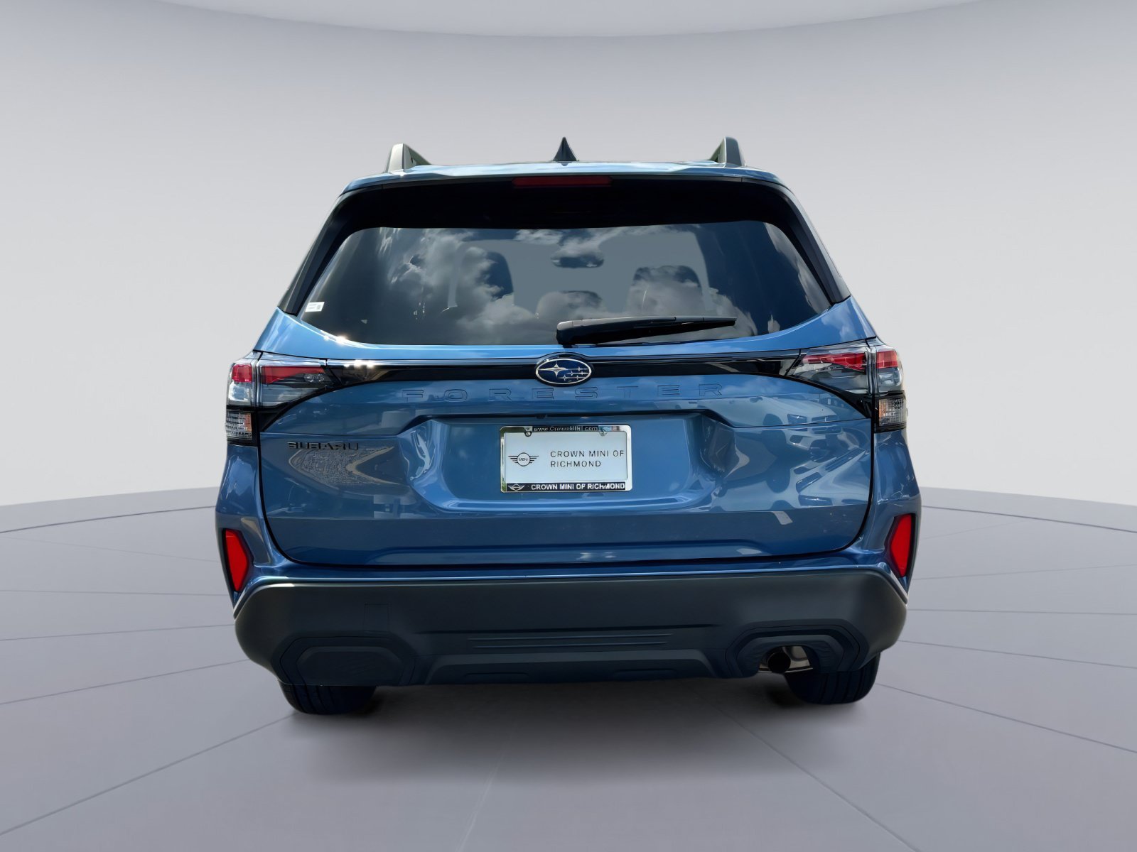 Used 2025 Subaru Forester Premium w/ Convenience Package #1 AWD/4WD image 4