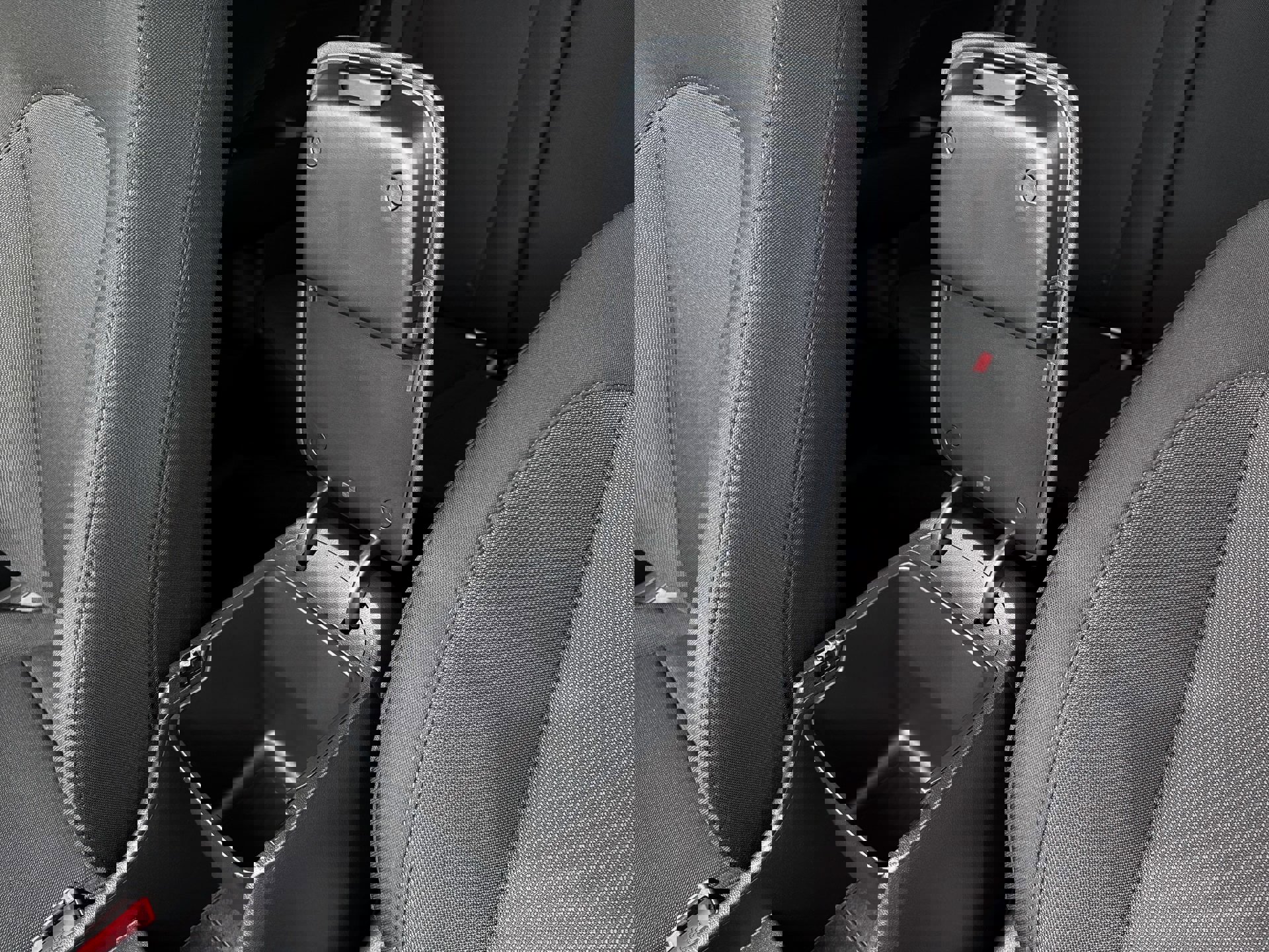 New 2026 Hyundai Kona SE image 19