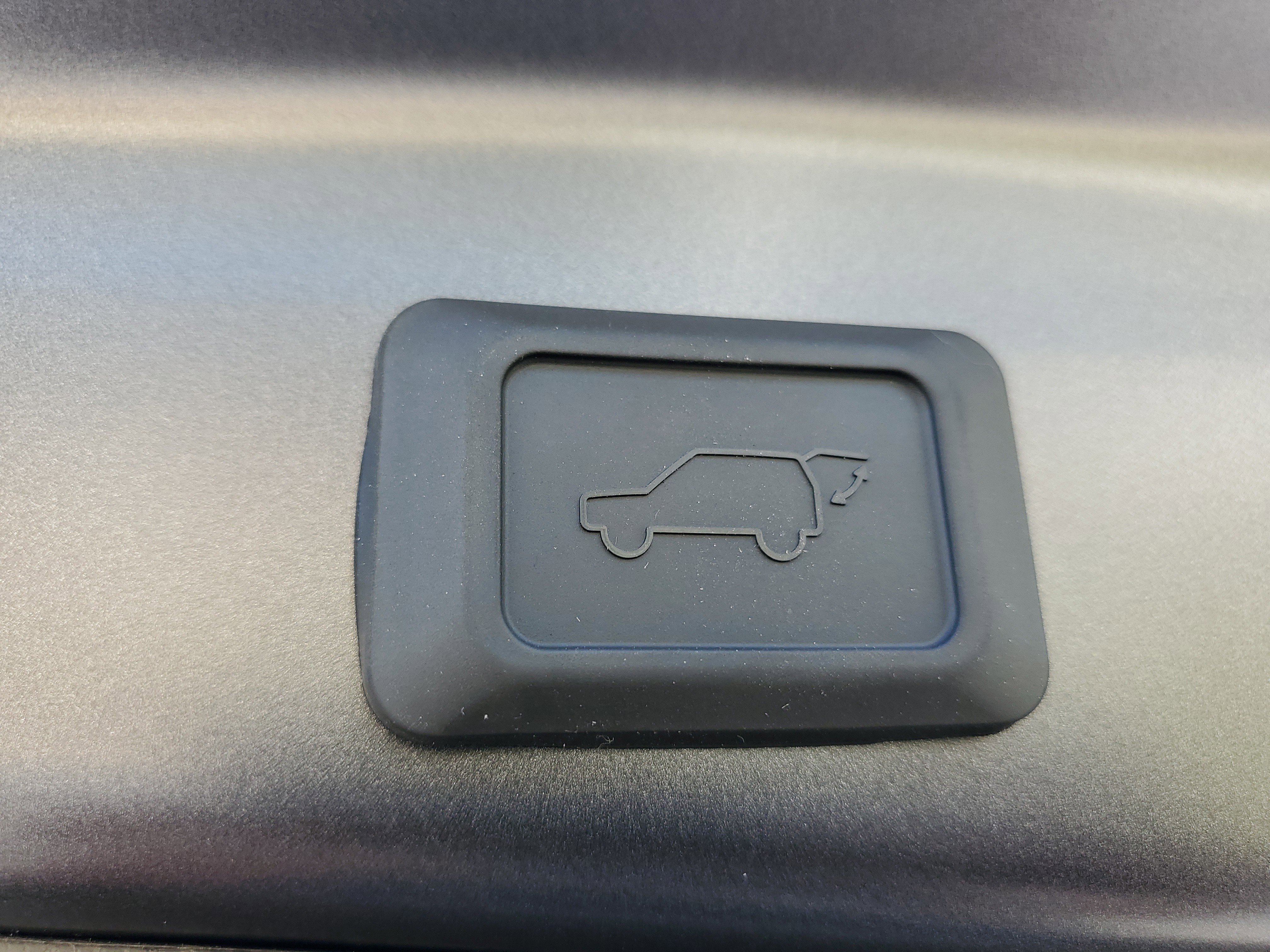 New 2025 Toyota RAV4 XLE image 10