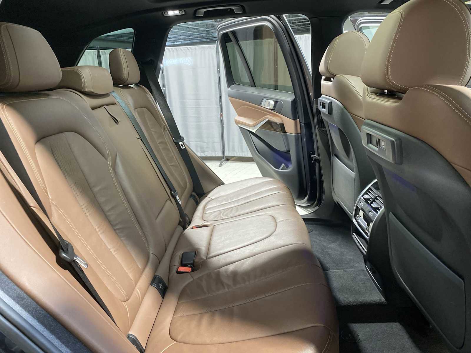 Used 2019 BMW X5 xDrive40i w/ Convenience Package image 13