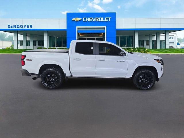 Used 2024 Chevrolet Colorado Z71 w/ LPO, Dark Essentials Package AWD/4WD image 7