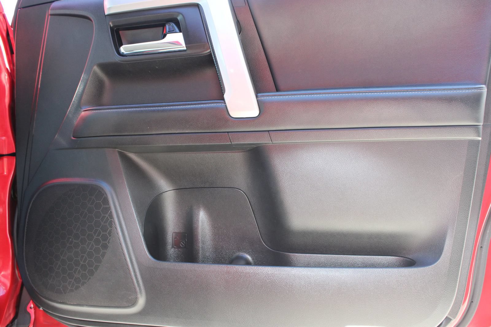 Used 2024 Toyota 4Runner SR5 RWD image 8