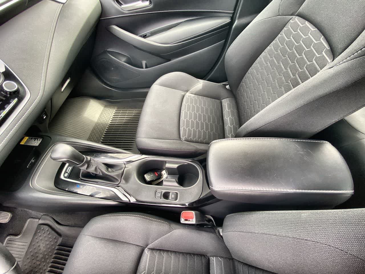 Certified 2025 Toyota Corolla SE w/ SE Package FWD image 20
