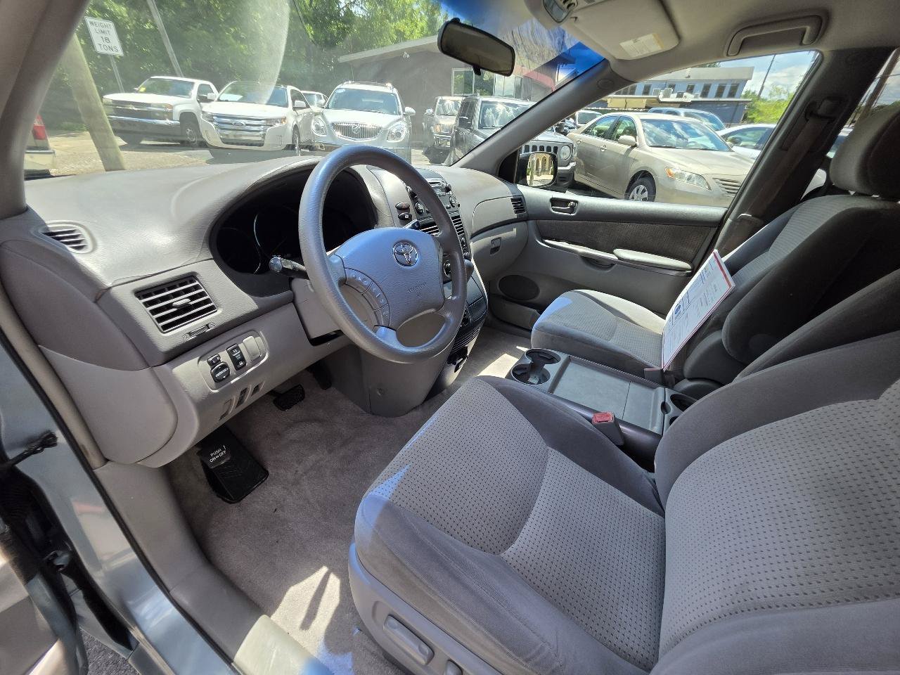 Used 2006 Toyota Sienna LE FWD image 10