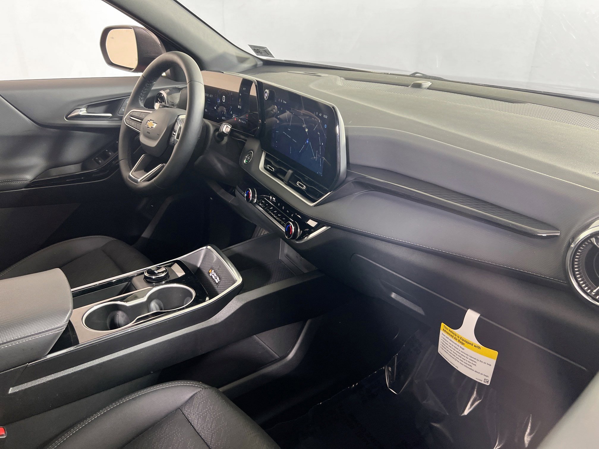 Used 2026 Chevrolet Equinox LT w/ Convenience Package II image 28