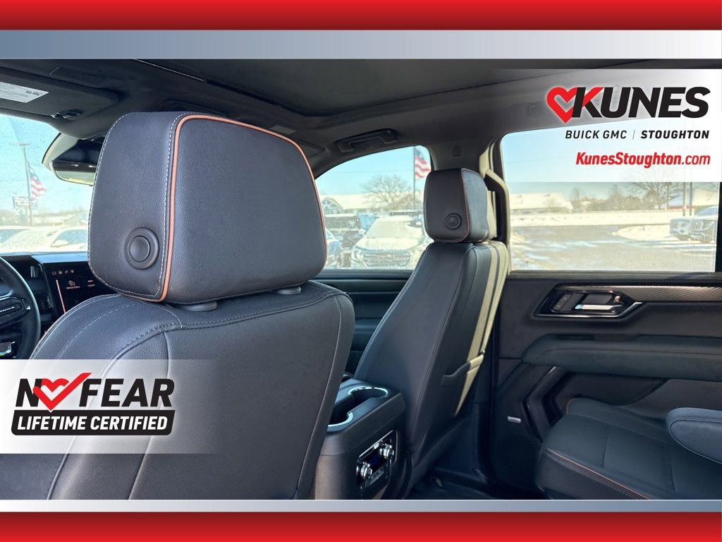 Used 2025 GMC Yukon AT4 w/ AT4 Premium Package image 28