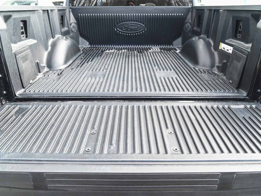 Used 2025 Ford F150 Lightning Flash image 31