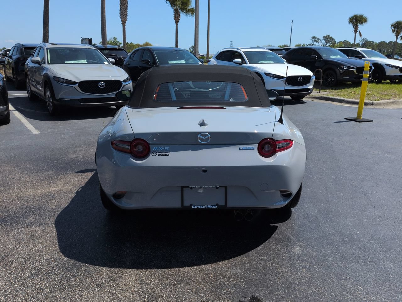 New 2026 MAZDA MX-5 Miata Grand Touring RWD image 5
