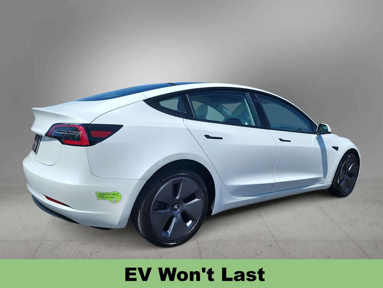 Used 2023 Tesla Model 3 Standard Range RWD image 8