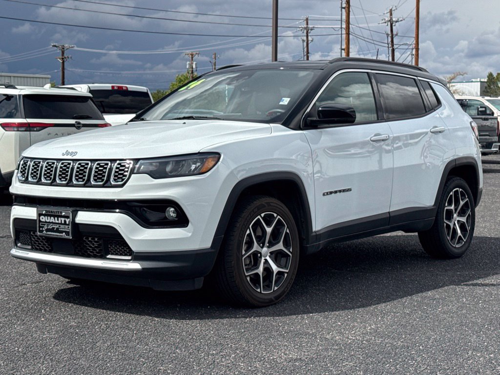 Used 2024 Jeep Compass Limited AWD/4WD image 4