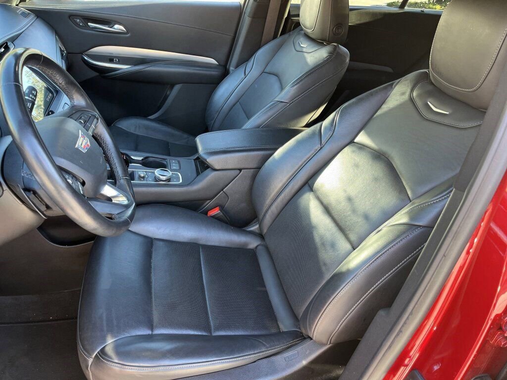 Used 2022 Cadillac XT4 Premium Luxury w/ Driver Assist Package image 17