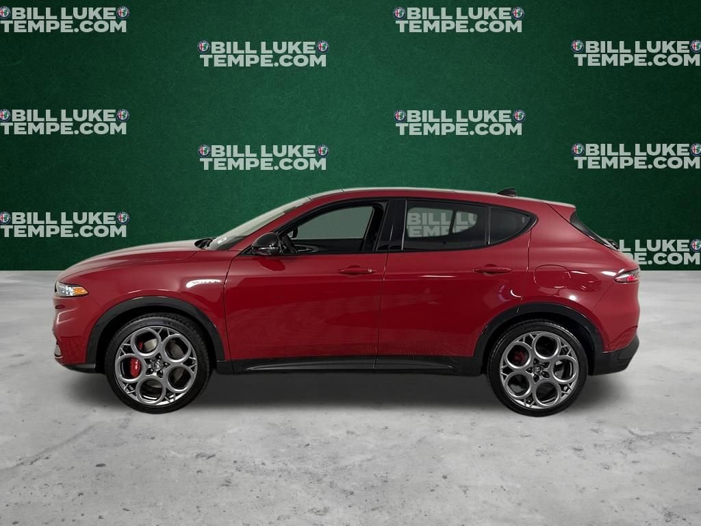 Used 2024 Alfa Romeo Tonale Veloce AWD/4WD image 11