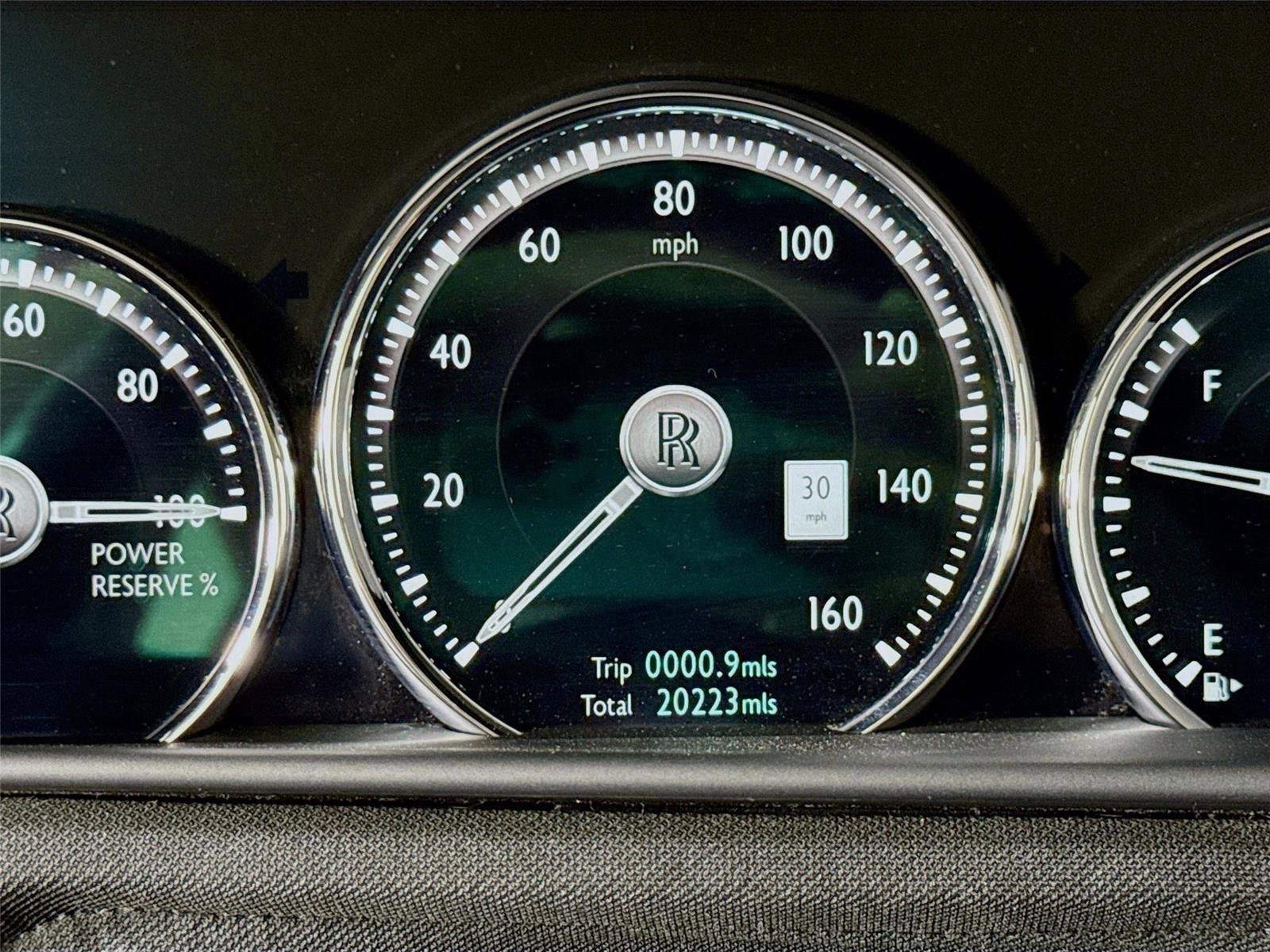 Used 2021 Rolls-Royce Cullinan image 18