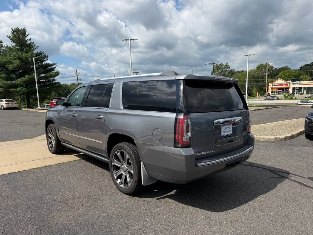 Used 2018 GMC Yukon XL Denali w/ Denali Ultimate Package AWD/4WD image 5