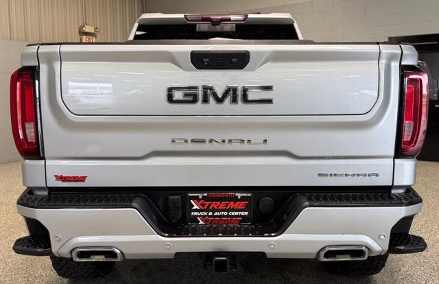 Used 2022 GMC Sierra 1500 Denali Ultimate AWD/4WD image 5