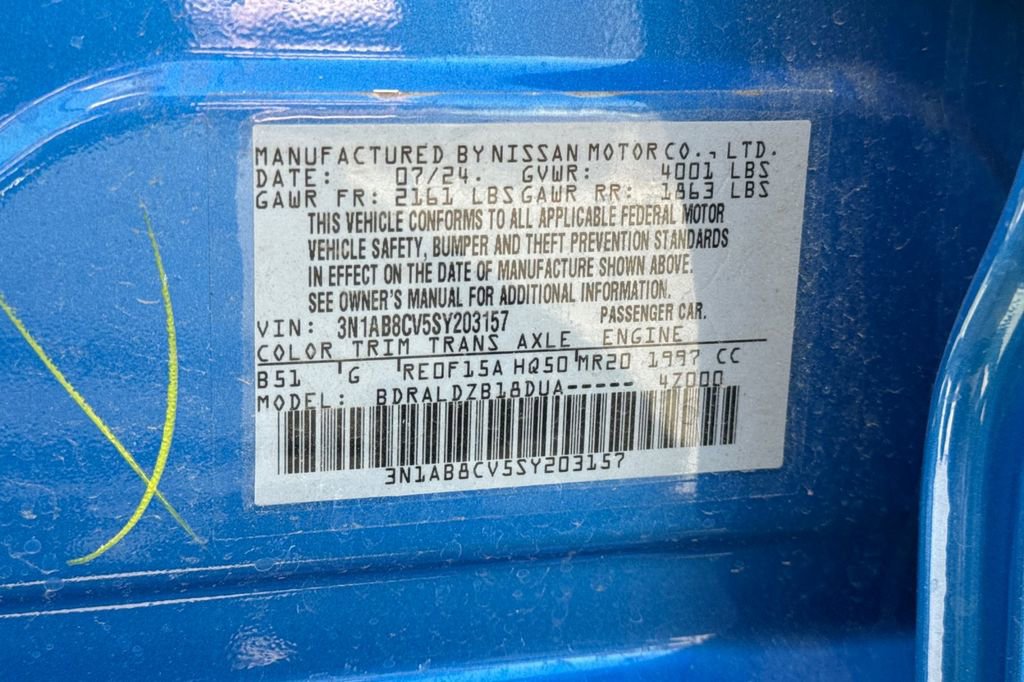 Used 2025 Nissan Sentra SV FWD image 27