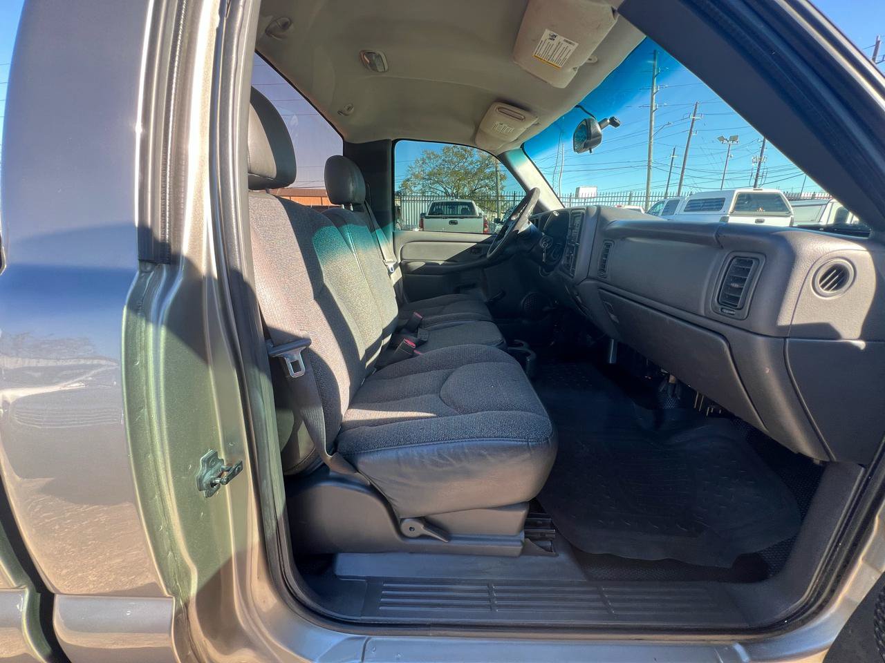 Used 2003 GMC Sierra 1500 W/T RWD image 34