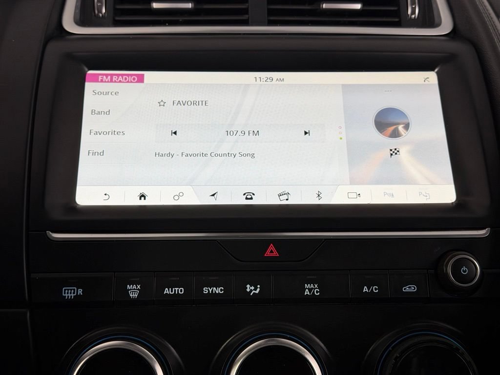 Used 2020 Jaguar E-PACE SE AWD/4WD image 16