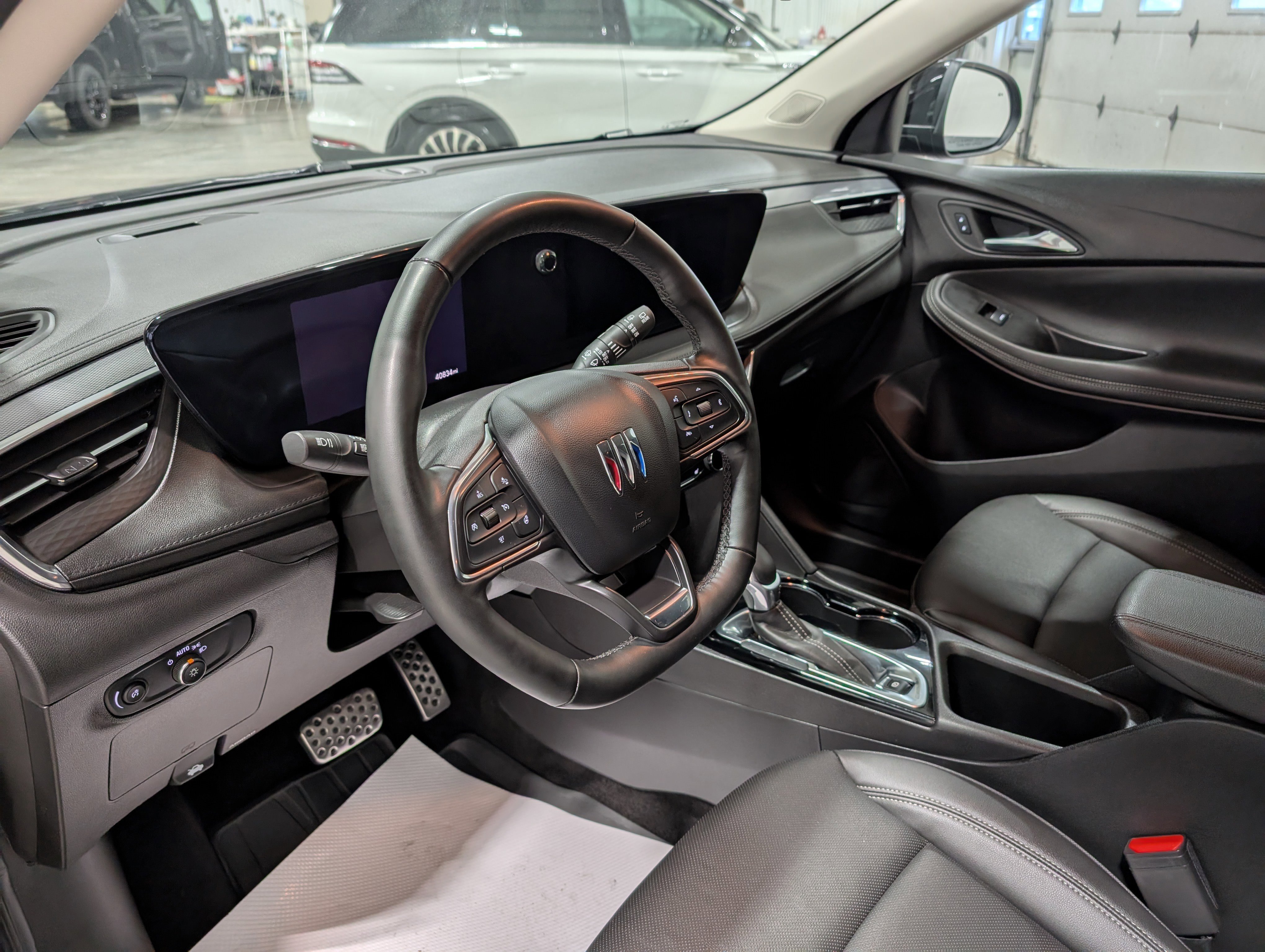 Used 2024 Buick Encore GX Sport Touring w/ Experience Buick Package image 14