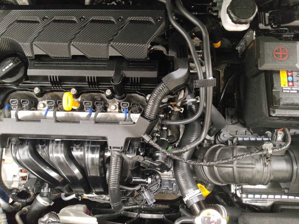 Used 2025 Hyundai Venue Limited FWD image 30