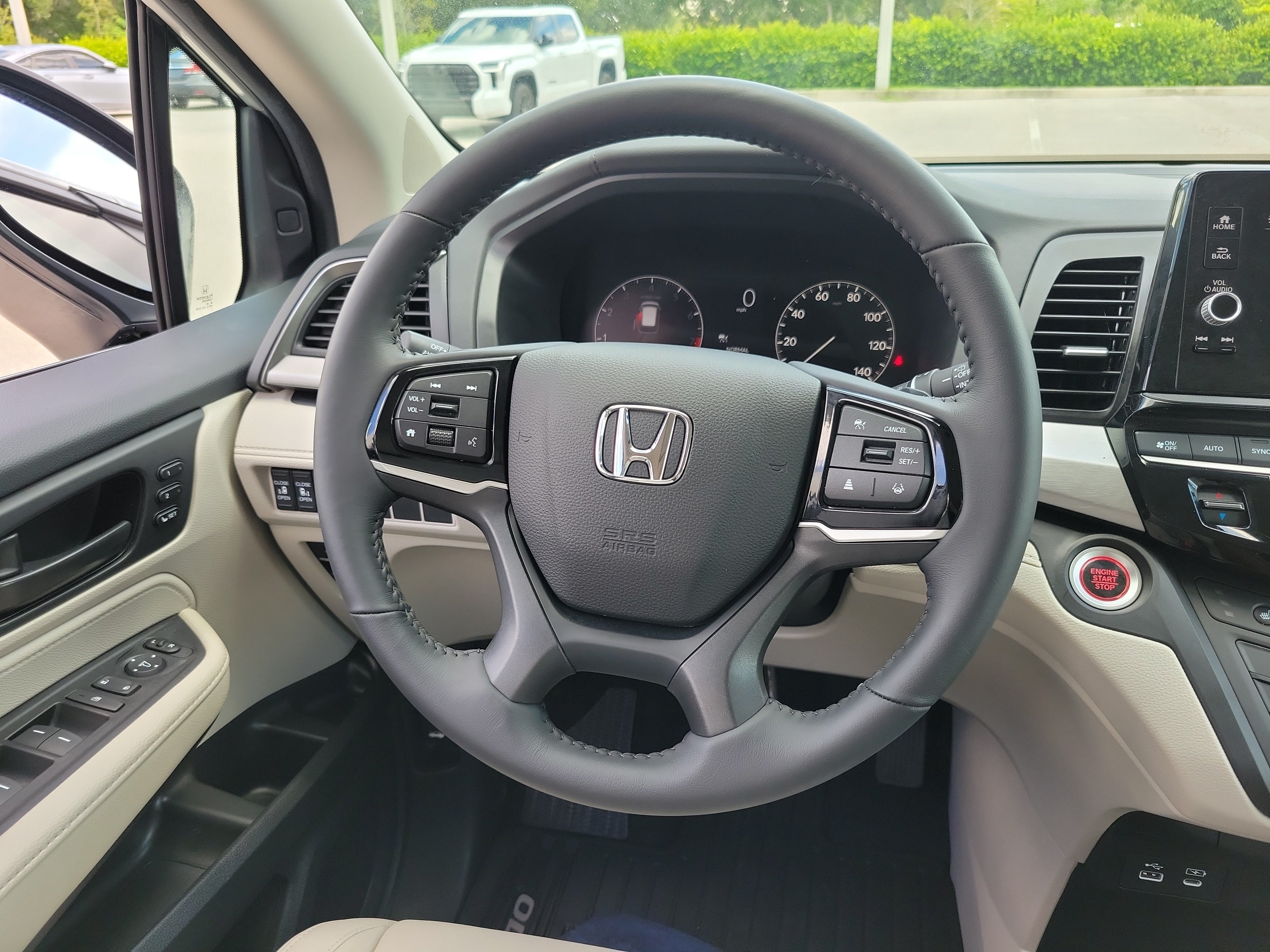 Certified 2025 Honda Odyssey EX-L image 19
