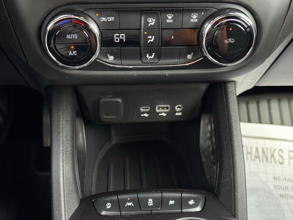 Used 2023 Chevrolet TrailBlazer RS w/ Convenience Package image 28