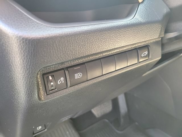 Used 2025 Toyota RAV4 XLE w/ Convenience Package AWD/4WD image 17