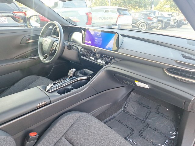 Certified 2024 Toyota Crown XLE w/ Carpet Mat Package (TMS) image 21