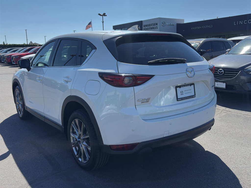 Used 2019 MAZDA CX-5 Signature AWD/4WD image 5