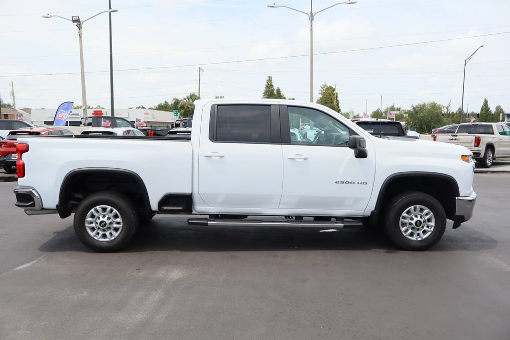 Used 2022 Chevrolet Silverado 2500 LT AWD/4WD image 10
