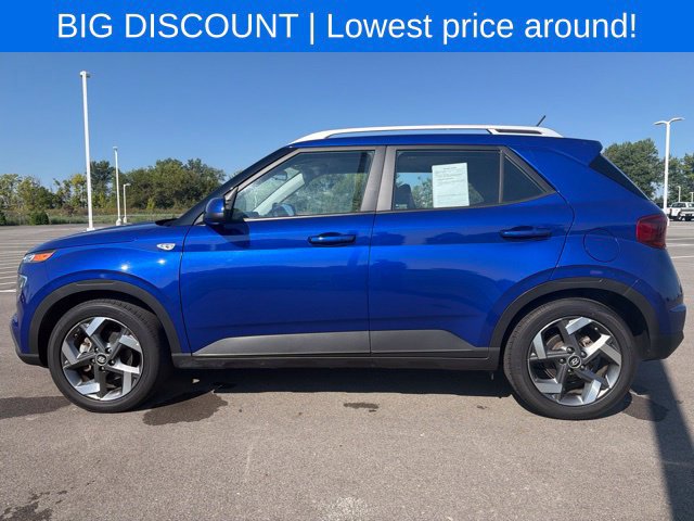 Used 2025 Hyundai Venue SEL FWD image 14