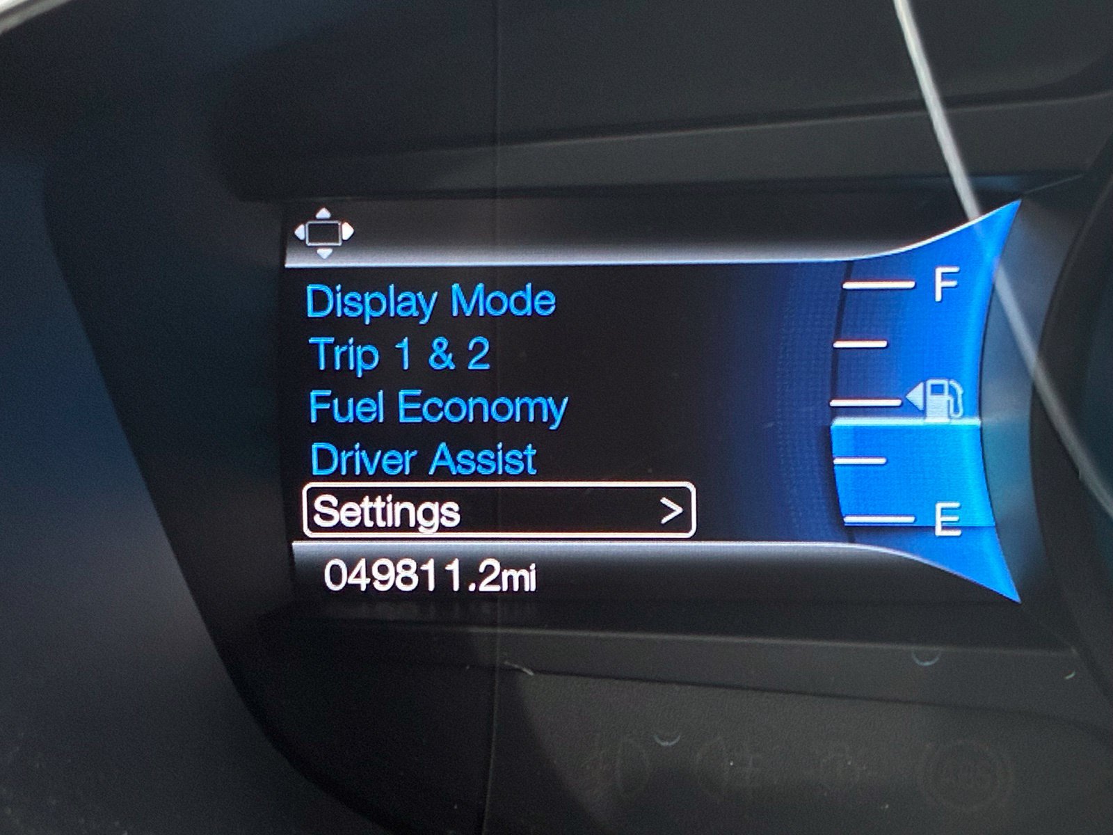 Used 2015 Ford Fusion SE FWD image 10
