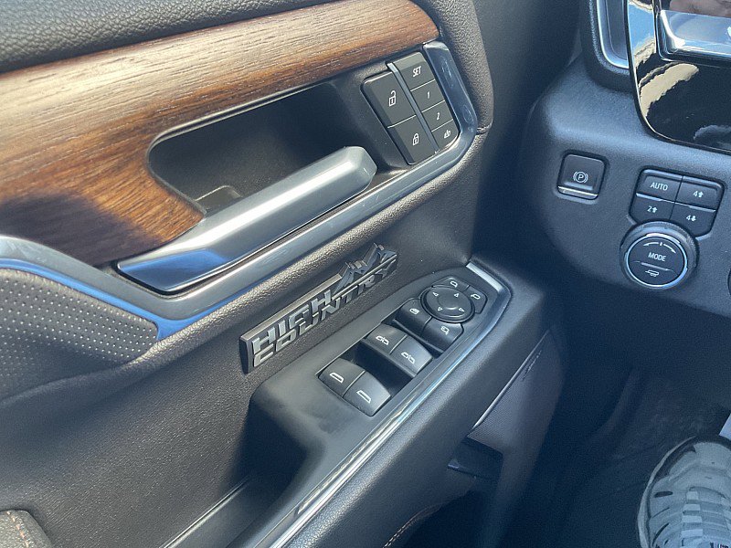 Used 2023 Chevrolet Silverado 1500 High Country w/ High Country Premium Package image 30