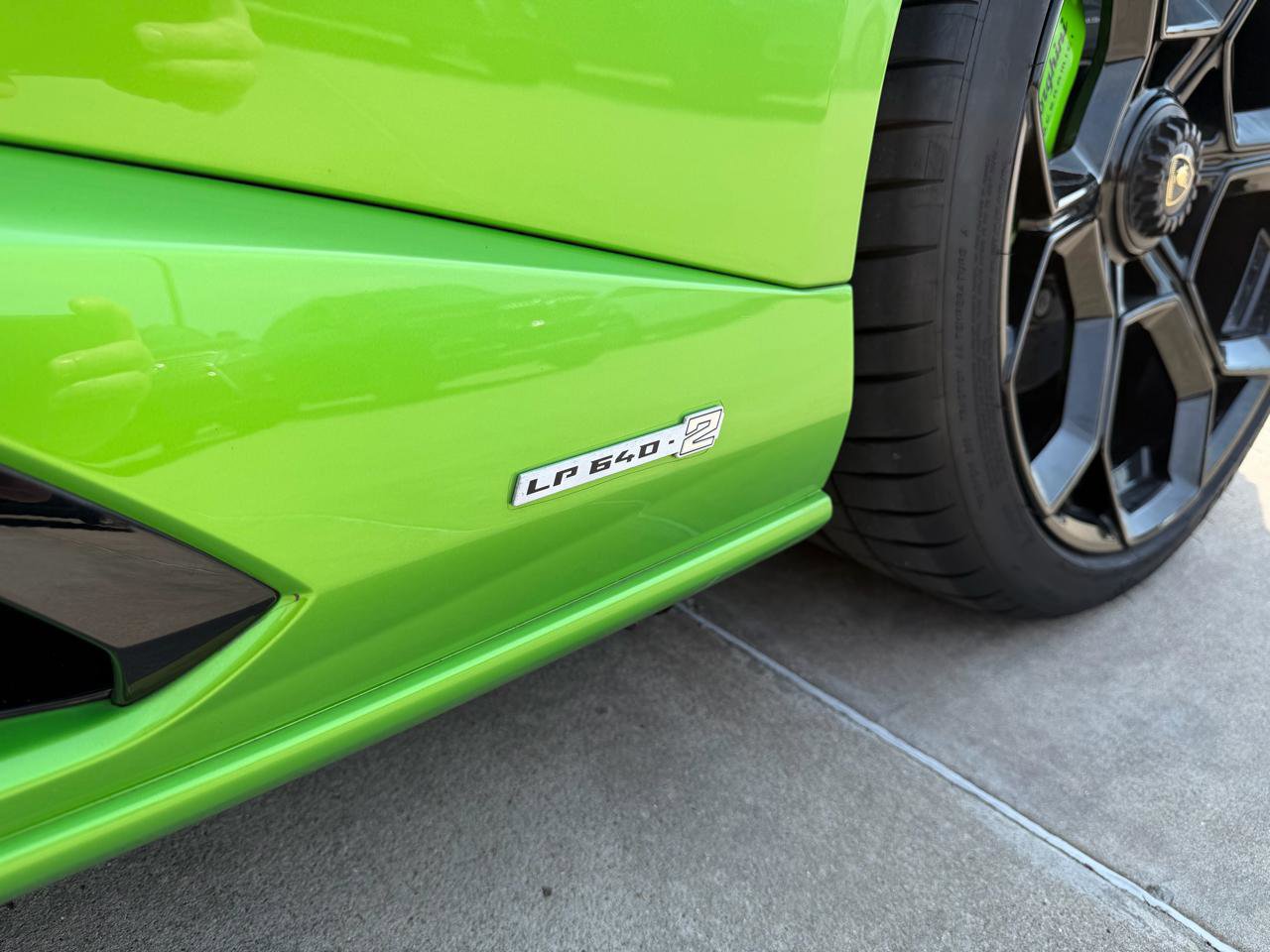 Used 2023 Lamborghini Huracan Tecnica RWD image 17