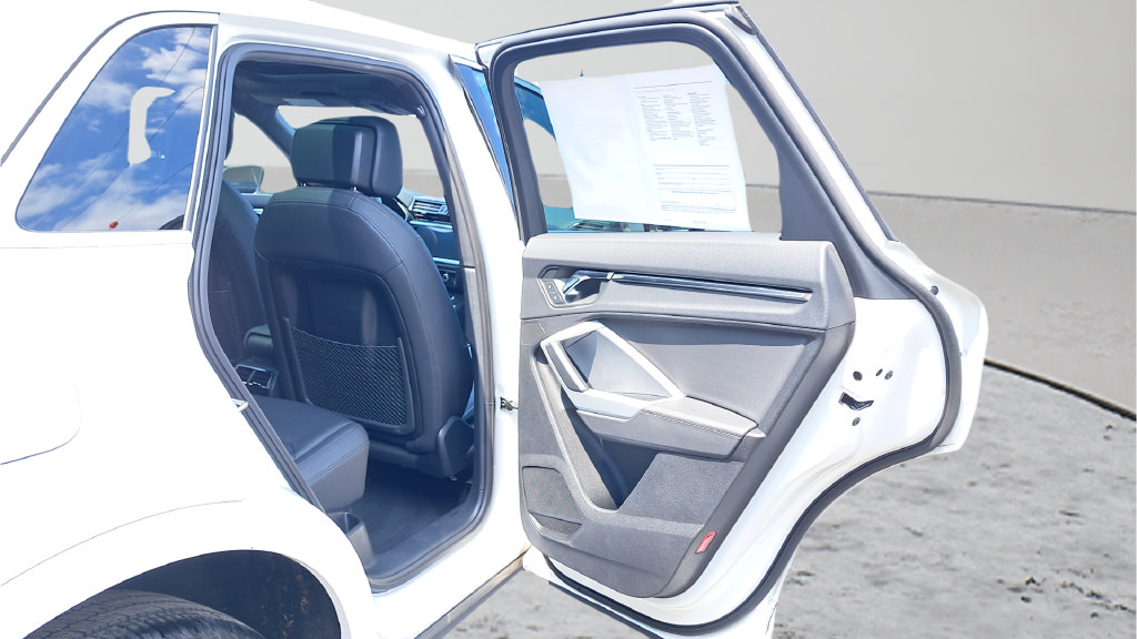 Used 2025 Audi Q3 2.0T Premium AWD/4WD image 13