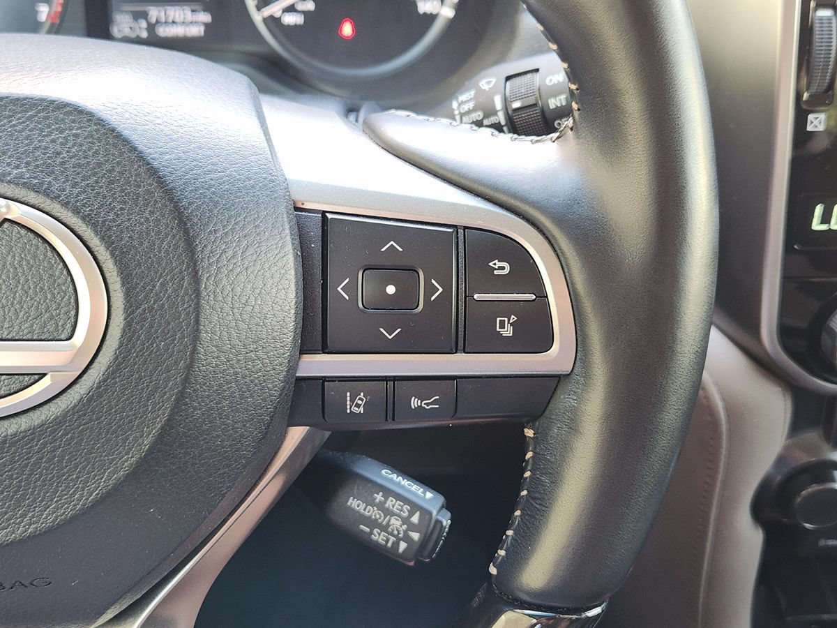 Used 2023 Lexus GX 460 Luxury w/ Accessory Package AWD/4WD image 49