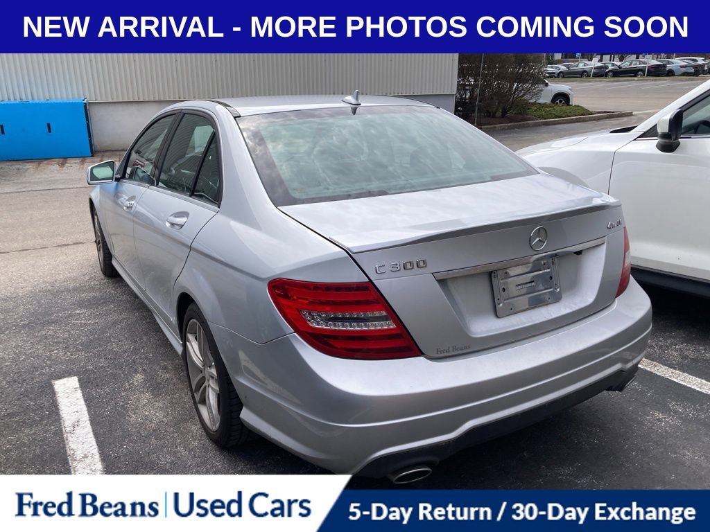 Used 2014 Mercedes-Benz C 300 4MATIC Sedan image 4